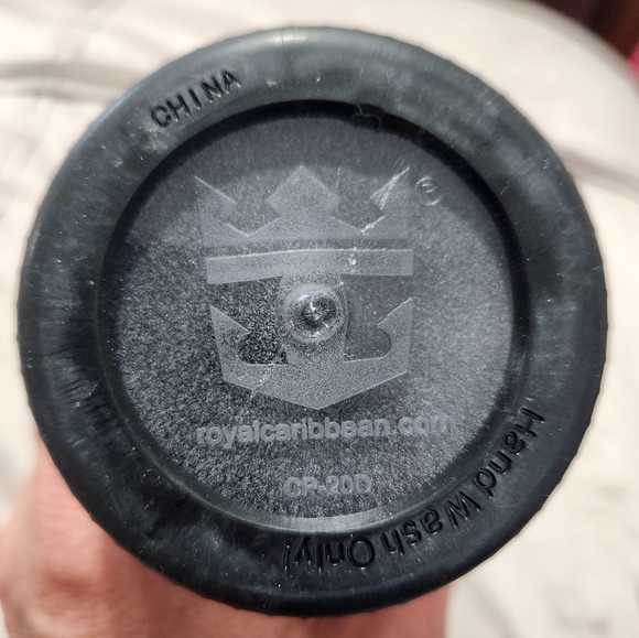 Coca-Cola Royal Caribbean 16 oz Reusable Insulated Tumbler W' Lid 2008 - Picture 4 of 5